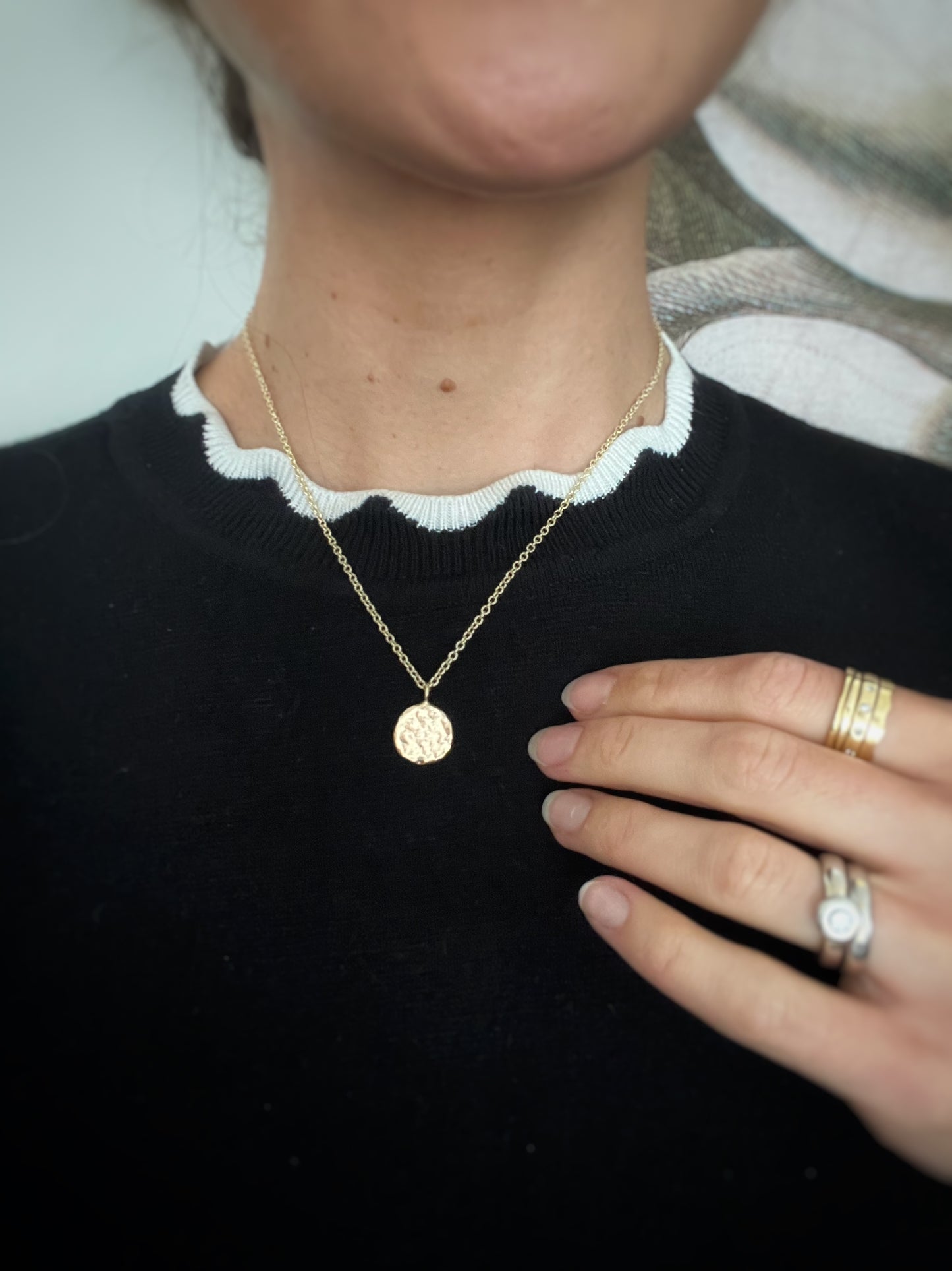 Solid 9ct recycled chunky gold pebble pendant on a heavy solid 9ct yellow gold chain