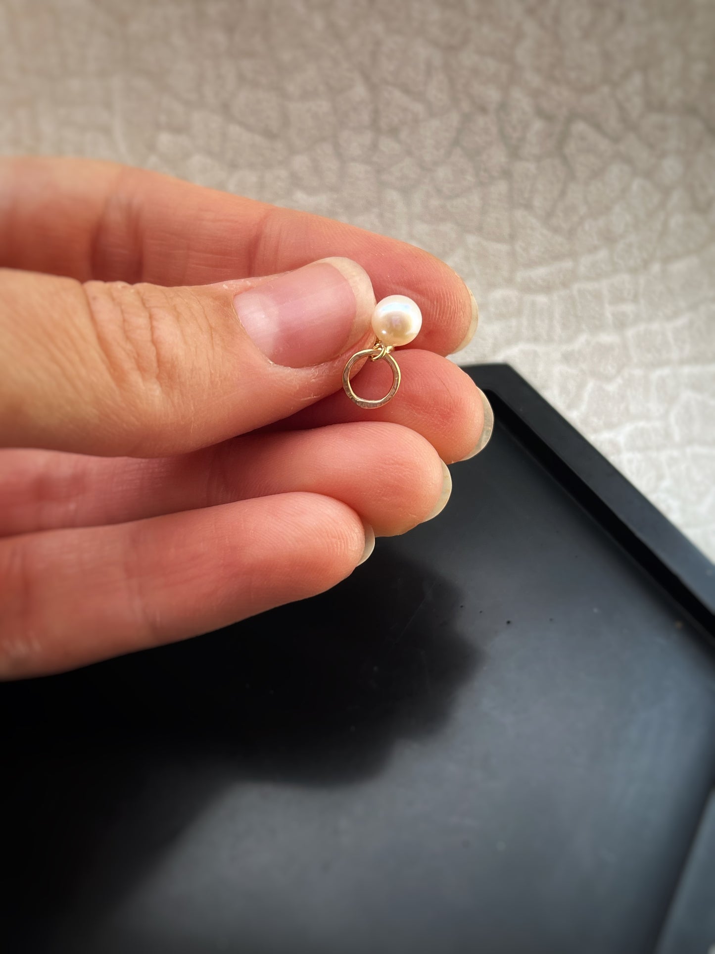 Simple solid 9ct yellow gold & fresh water white pearl bark texture dangly round 2 hoop earrings- 6mm hoop