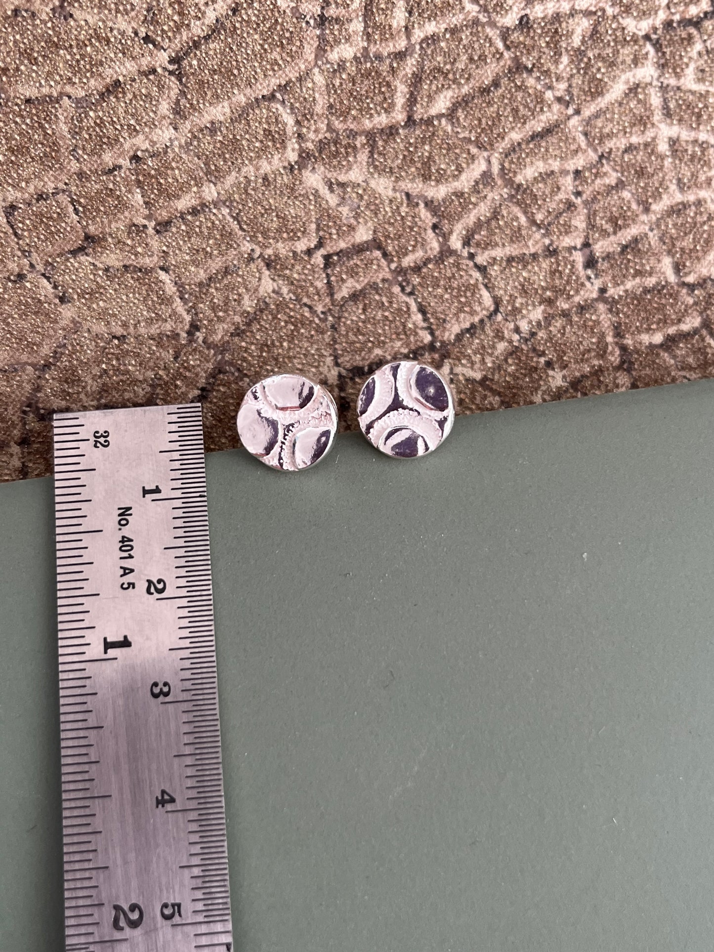 Abstract bubble round sterling silver 10mm stud earrings