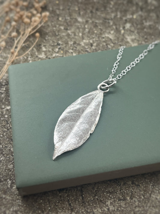 Fine silver leaf pendant