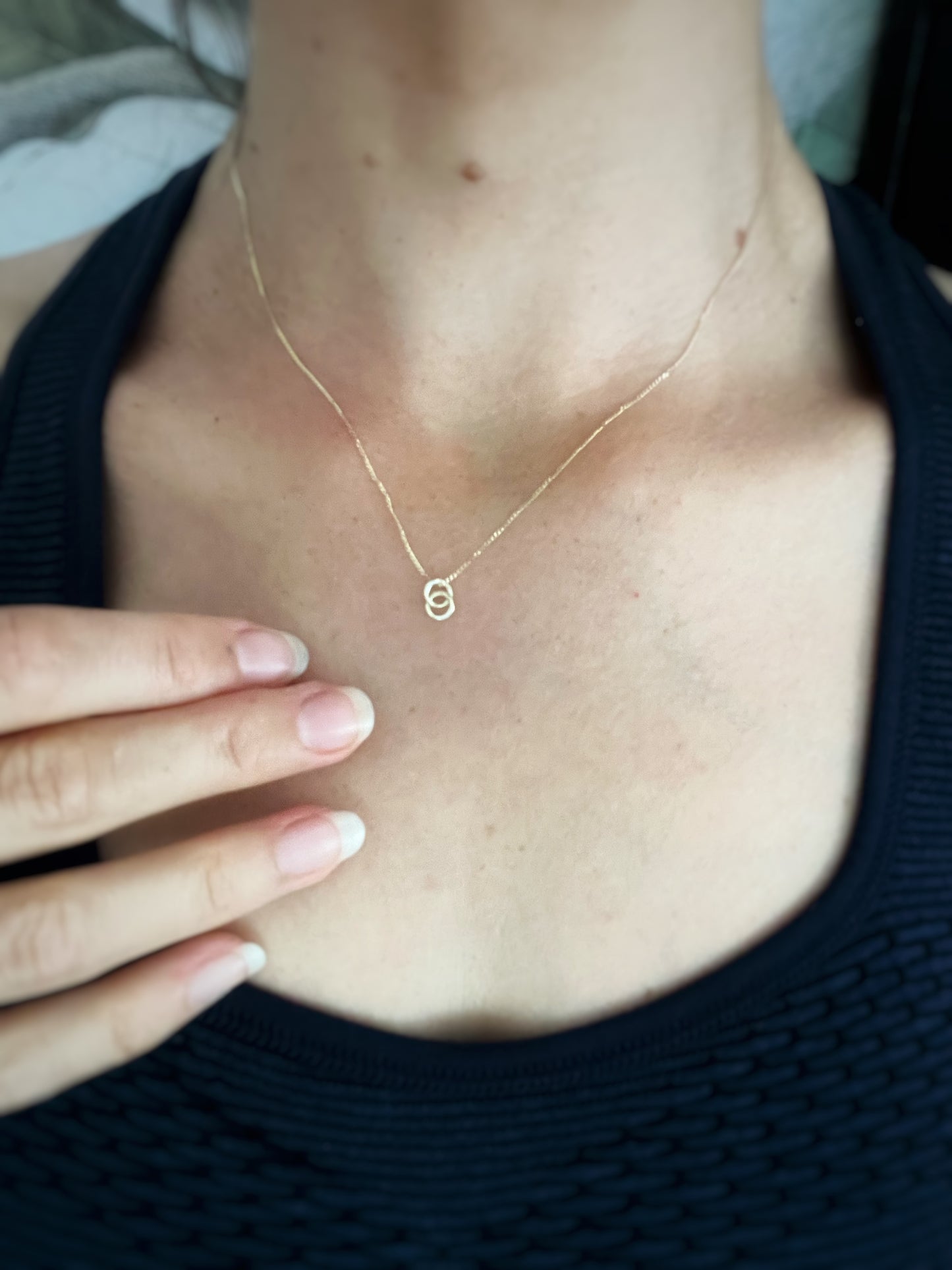 Solid 9ct yellow gold tiny interlocking double 5mm hammered hoop pendant, recycled small simple tree bark stacking hoop
