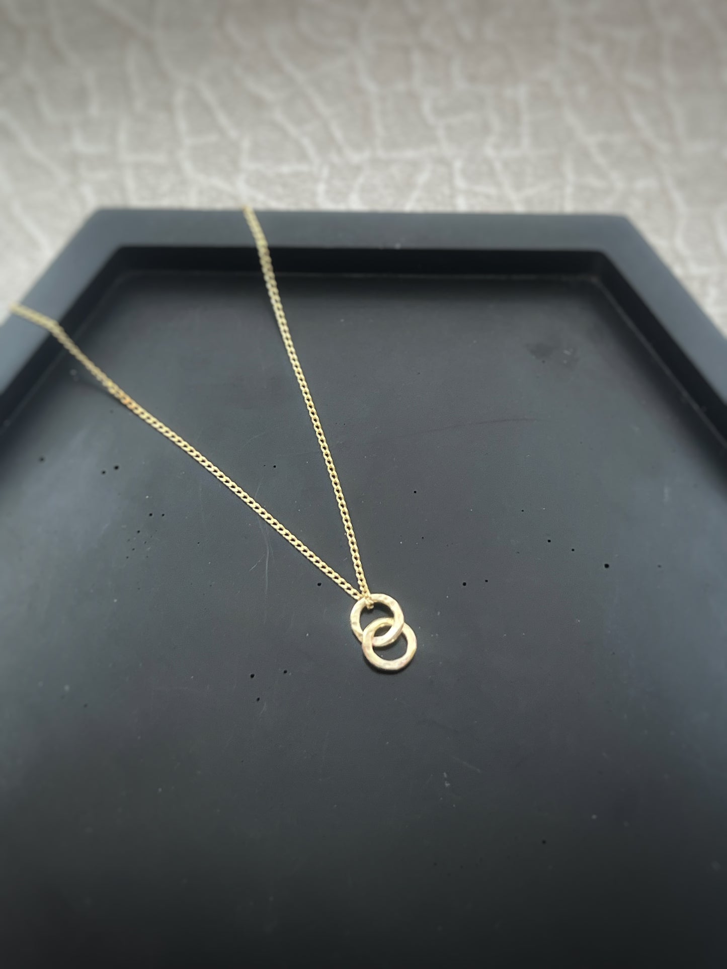 Solid 9ct yellow gold tiny interlocking double 5mm hammered hoop pendant, recycled small simple tree bark stacking hoop