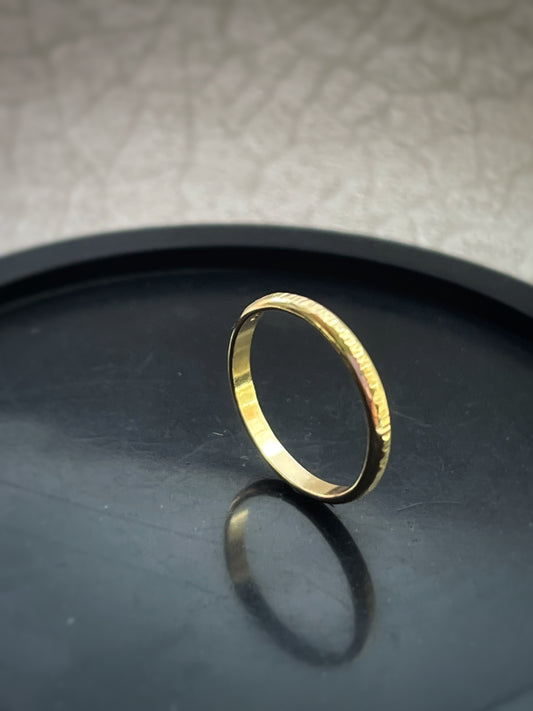 Solid 18ct yellow gold D section 2mm hammered tree bark textured hammered modern delicate recycled gold flat band ring