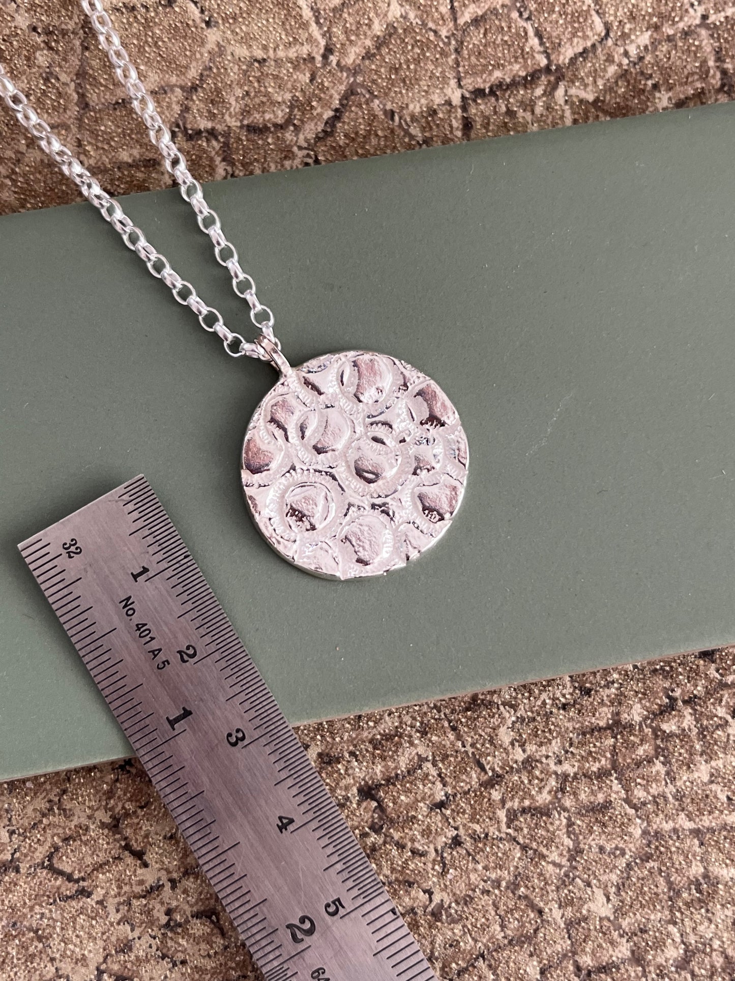 Fine silver abstract bubble pattern pendant 25mm