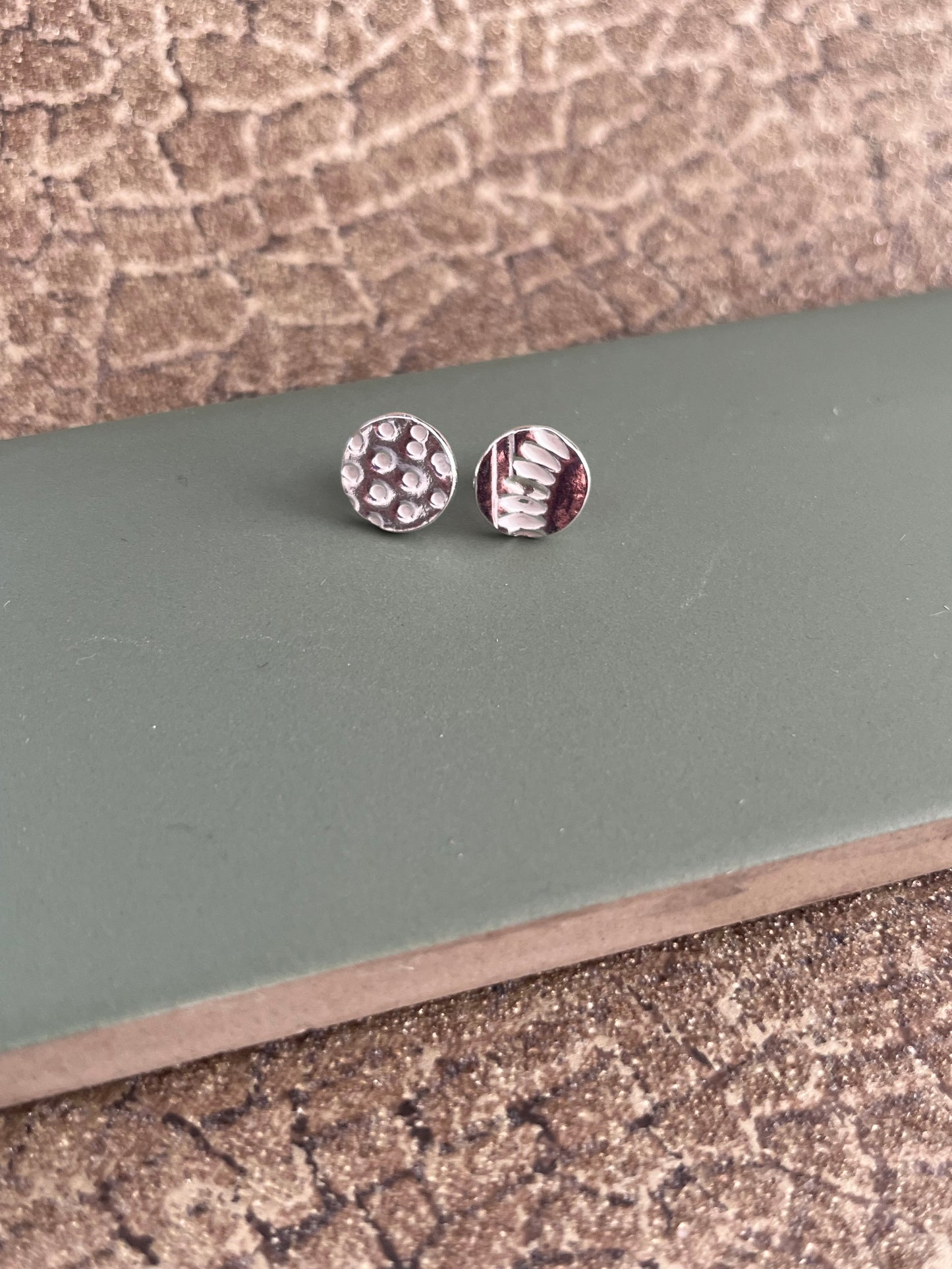 Abstract round sterling silver 9mm stud earrings