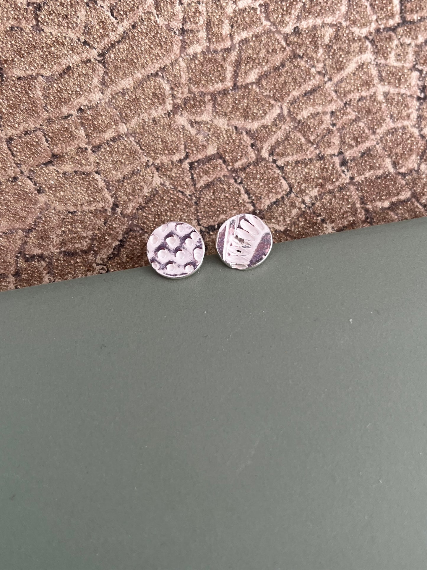 Abstract round sterling silver 9mm stud earrings