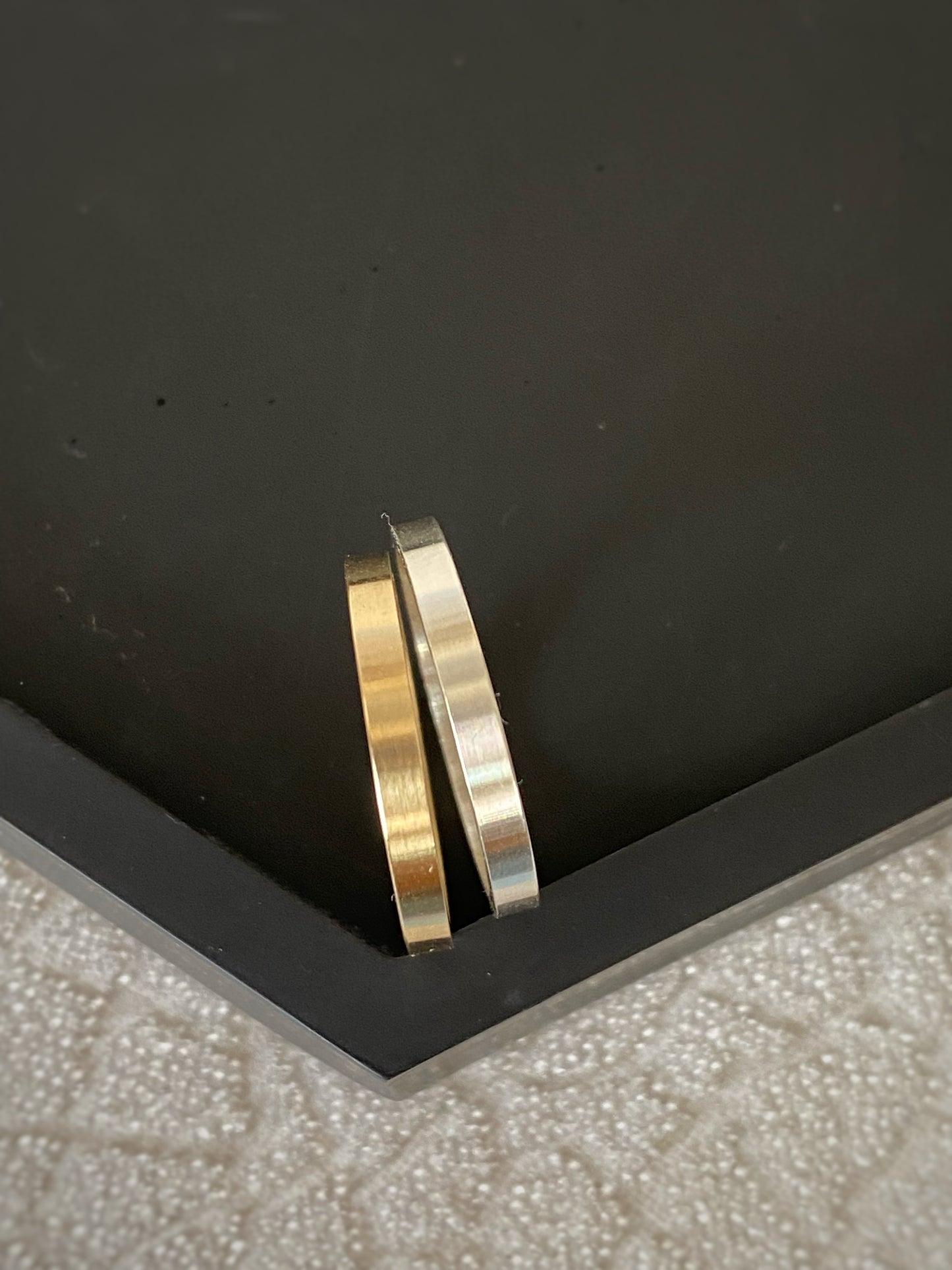 9ct yellow gold rings