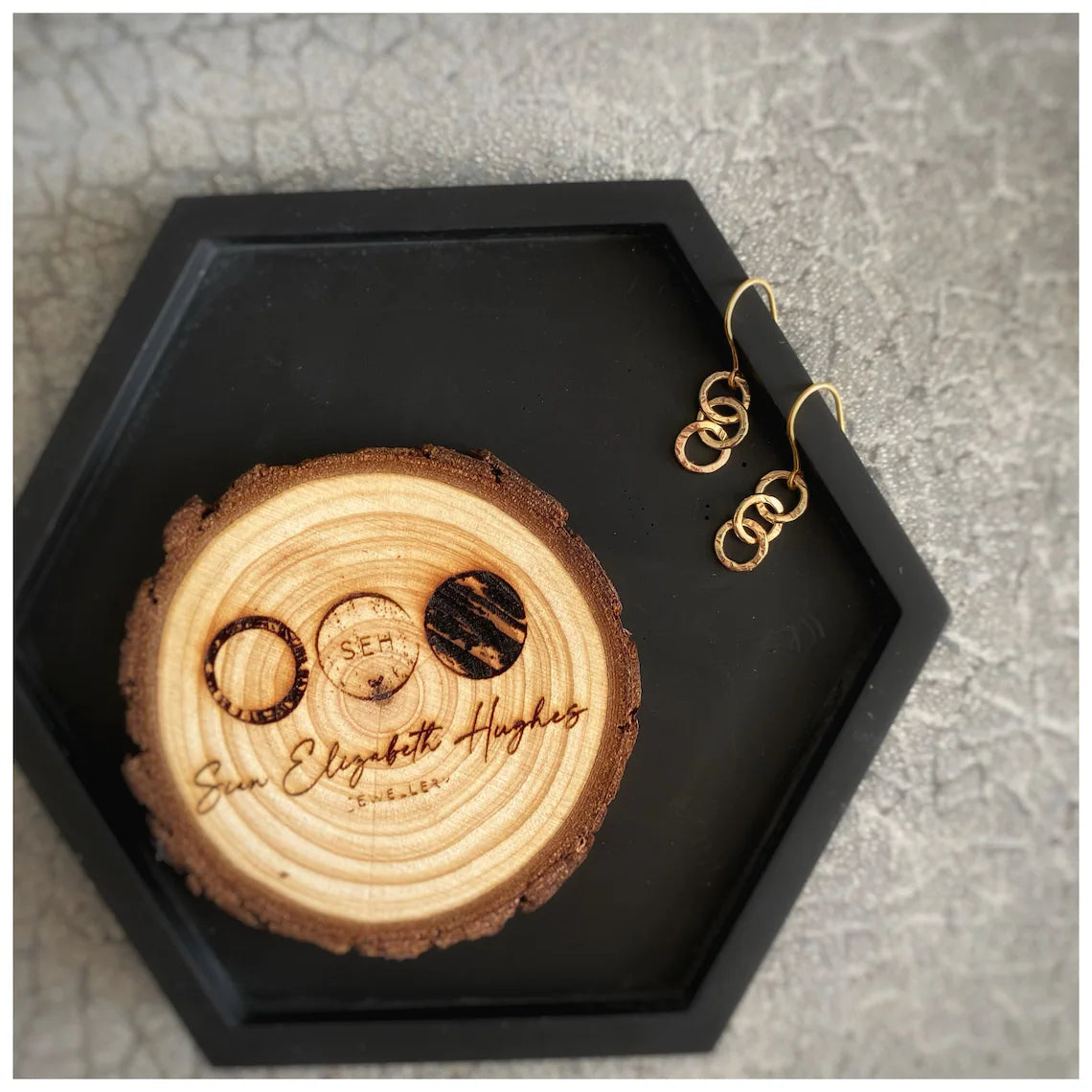 Simple solid 9ct yellow gold bark texture dangly round 3 hoop earrings- 6mm