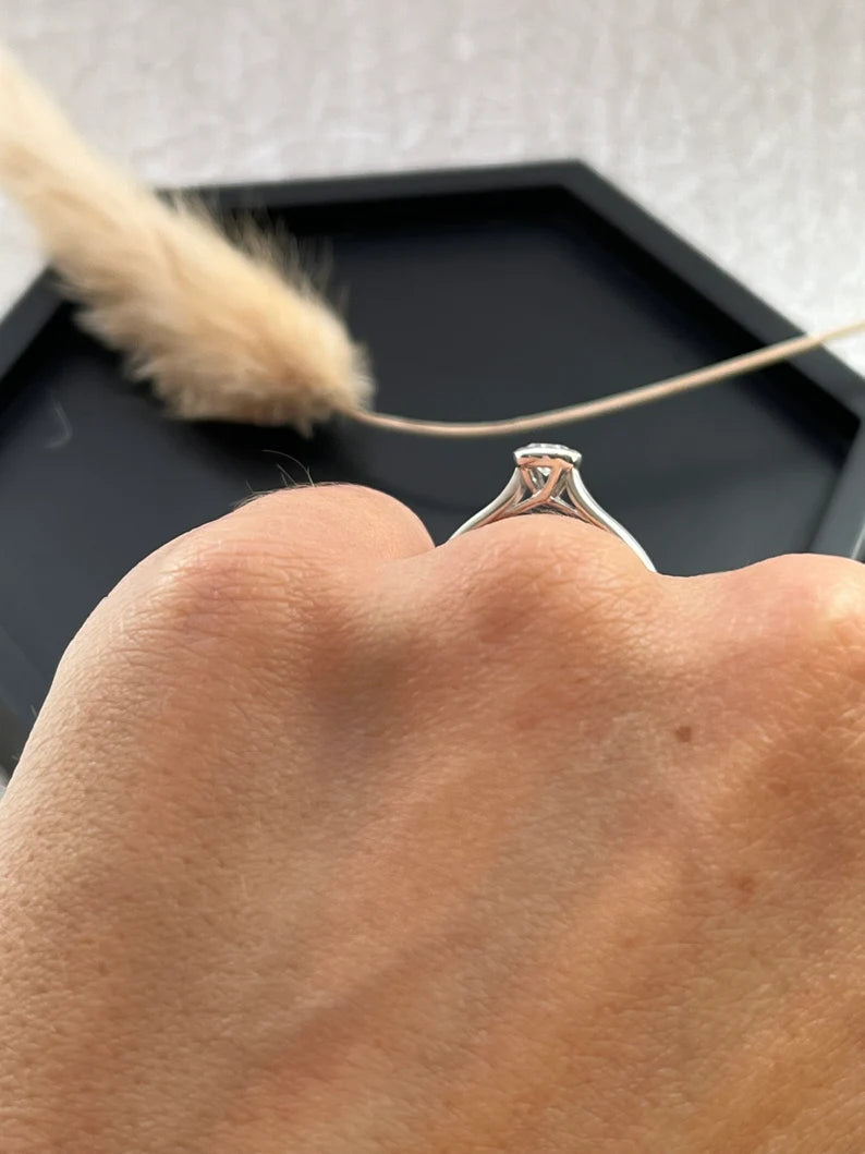 Solid 9ct white gold 4mm round brilliant diamond handmade unique engagement ring