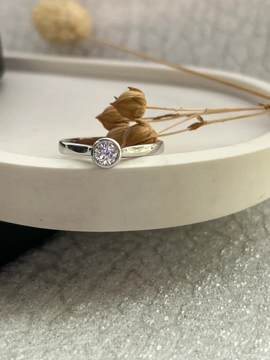 Solid 9ct white gold 4mm round brilliant diamond handmade unique engagement ring