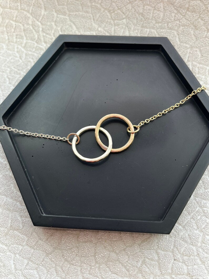 Solid 9ct gold half yellow & white, a chunky hammered handmade interlocking hoop necklace