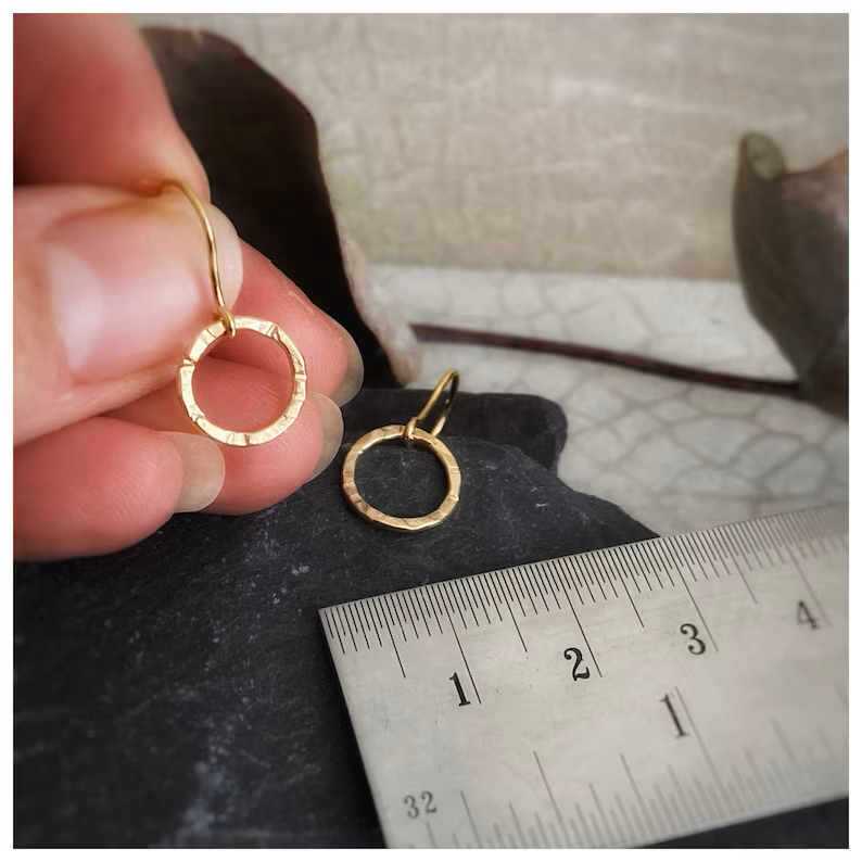 Solid 9ct yellow gold round dangly earrings- 10mm