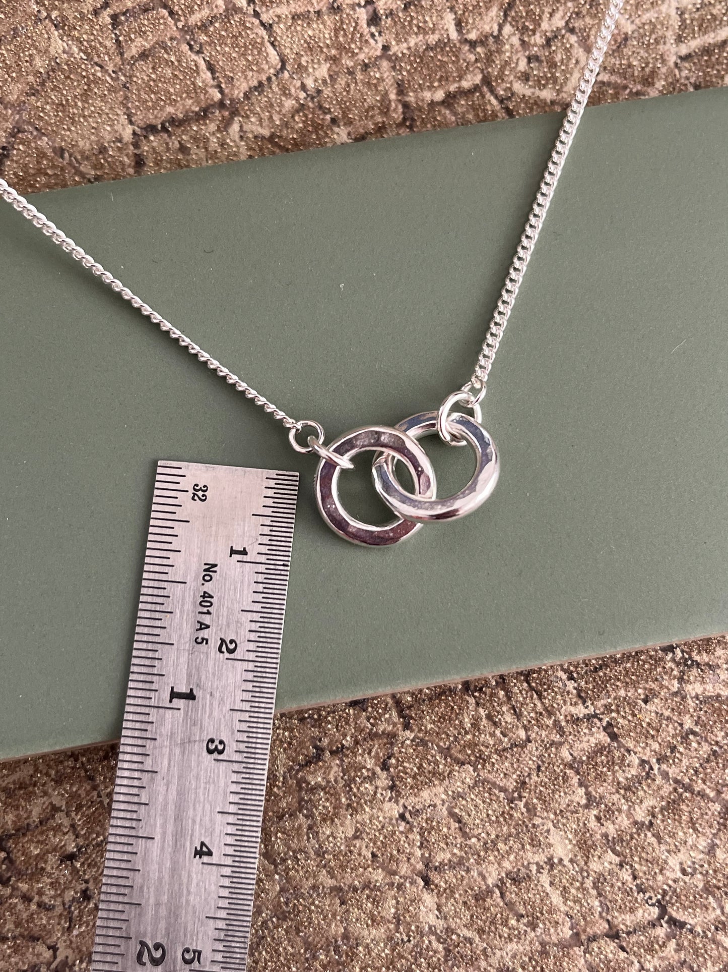 Sterling silver hammered chunky interlocking hoop necklace