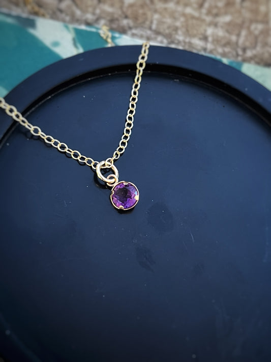 Solid 9ct yellow gold 5mm Amethyst pendant necklace 18 inches