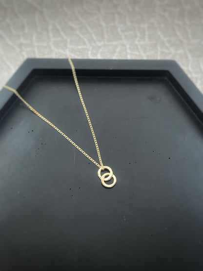 Solid 9ct yellow gold tiny interlocking double 5mm hammered hoop pendant, recycled small simple tree bark stacking hoop