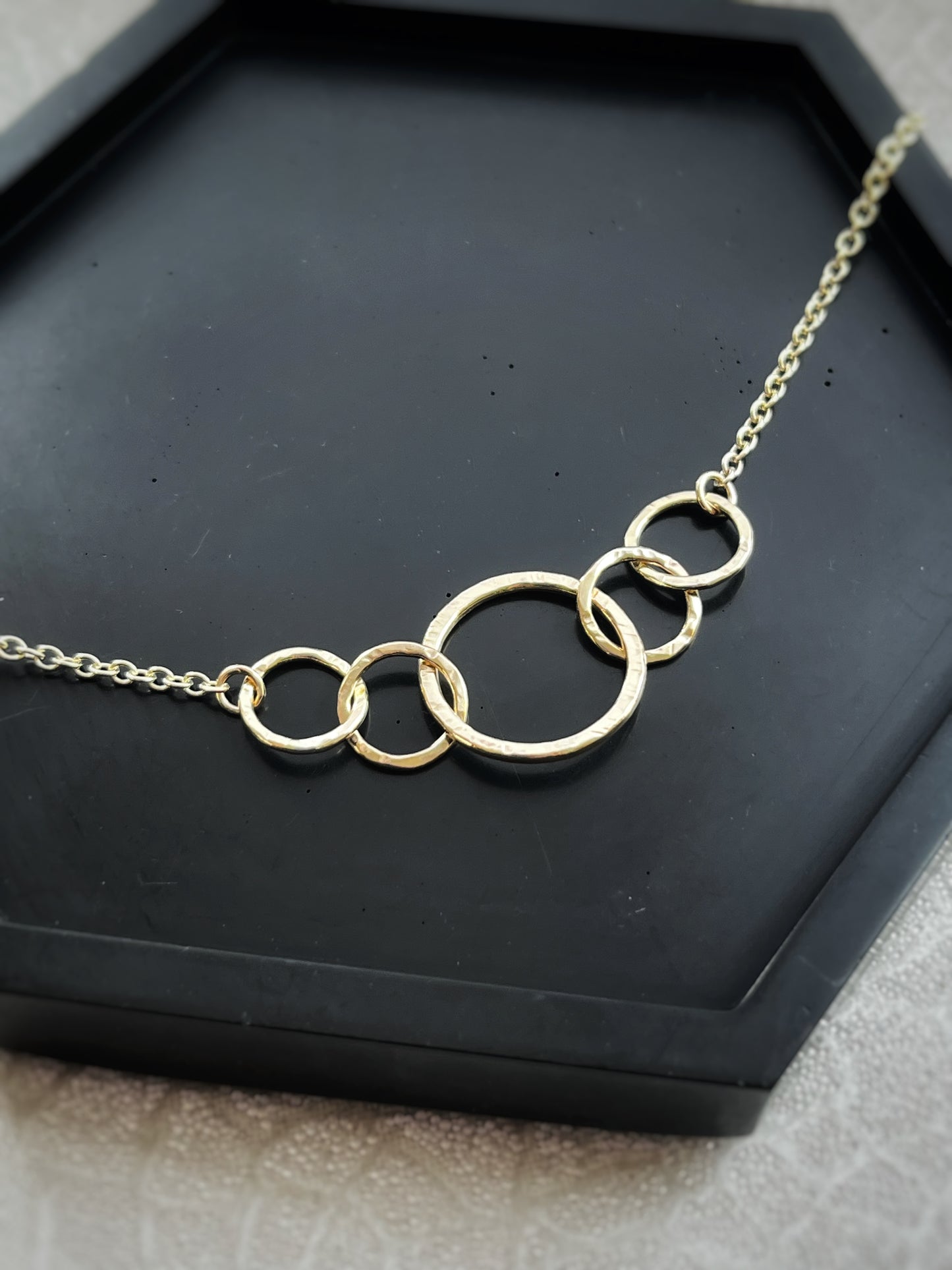 Solid 9ct gold 5 interlocking circle hoop heavy chain, a handmade hammered tree bark textured necklace