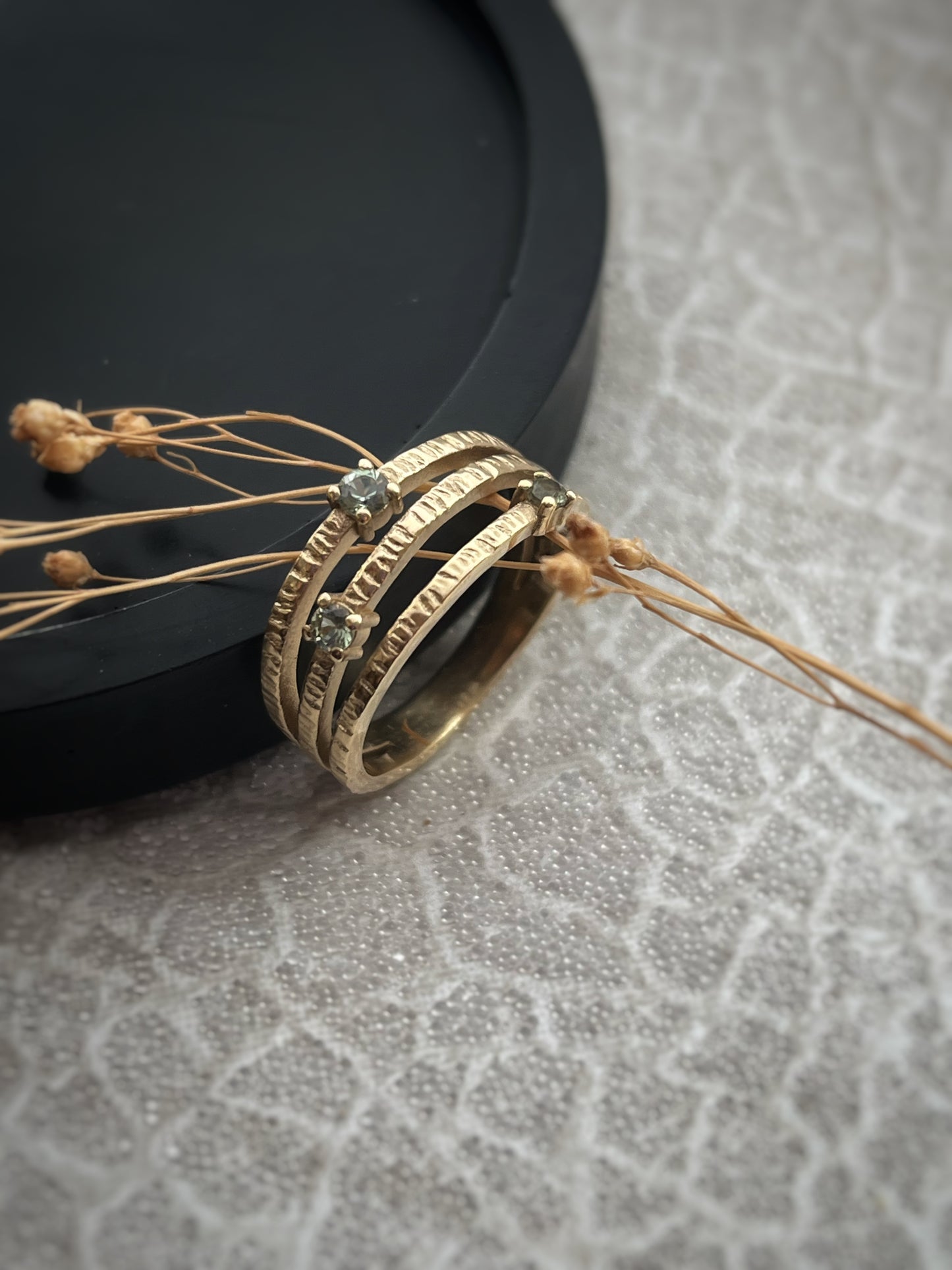 Solid 9ct Recycled Gold & Natural Green Sapphire Triple Band Ring – Handmade, Bark Textured, Hammered Gold Statement Ring