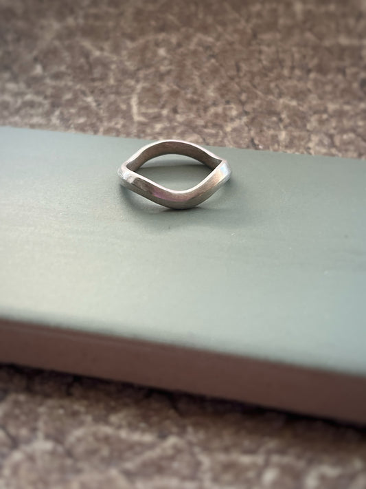 Sterling silver swirl ring