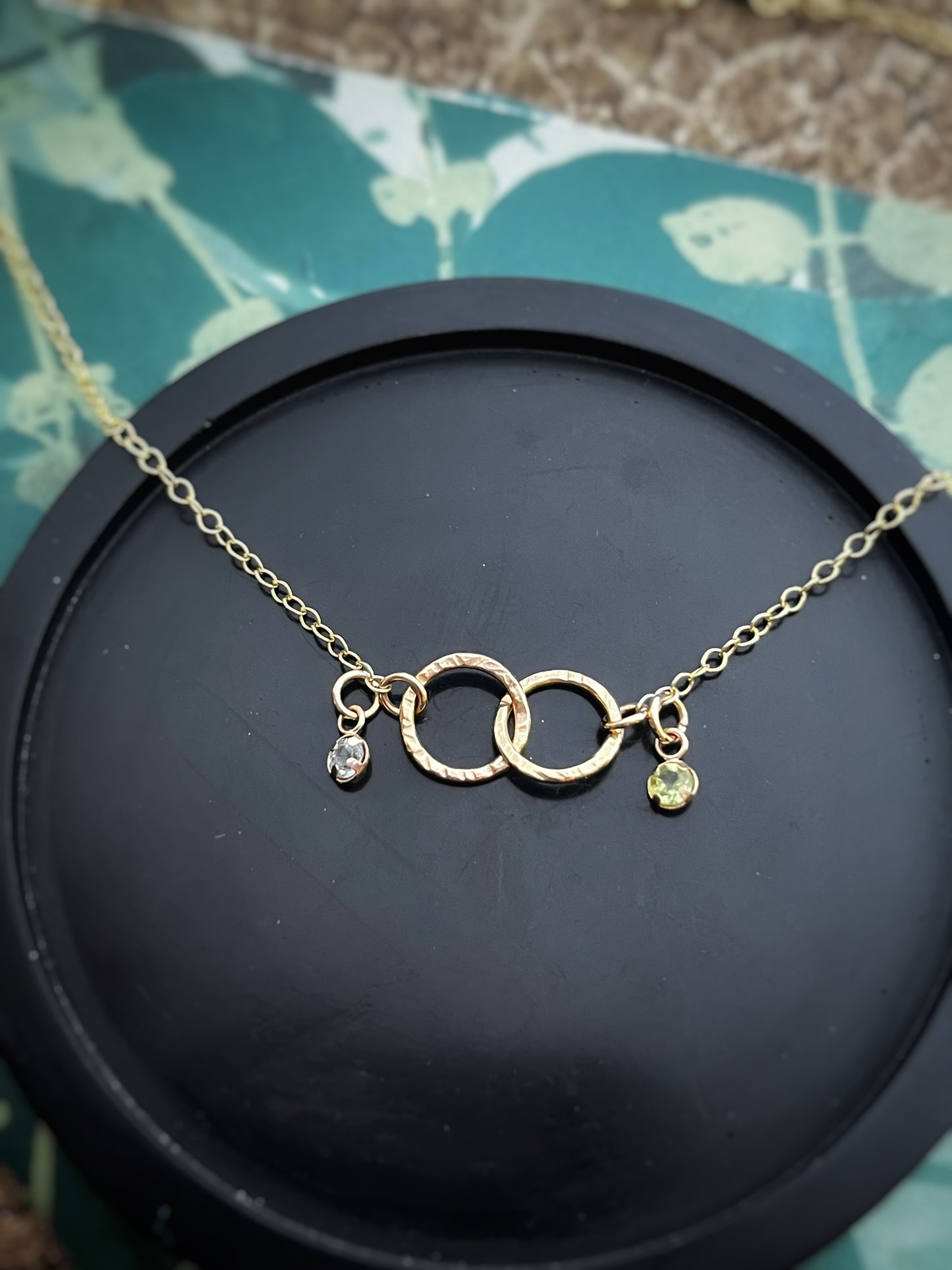 Solid 9ct yellow gold hammered hoop necklace Aquamarine & Peridot 16 inches