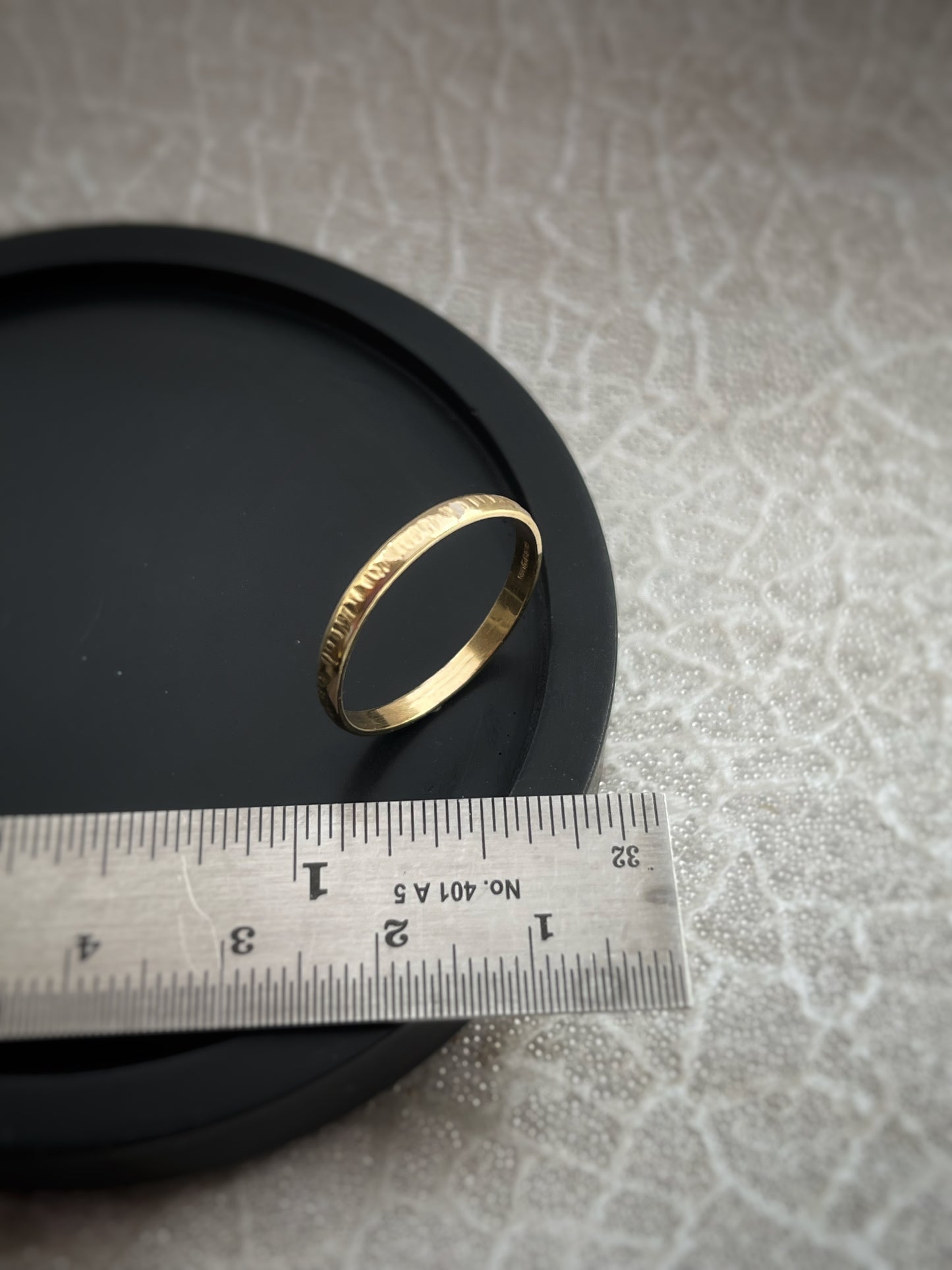 Solid 9ct yellow gold D shape 2mm tree bark textured hammered delicate recycled gold band ring