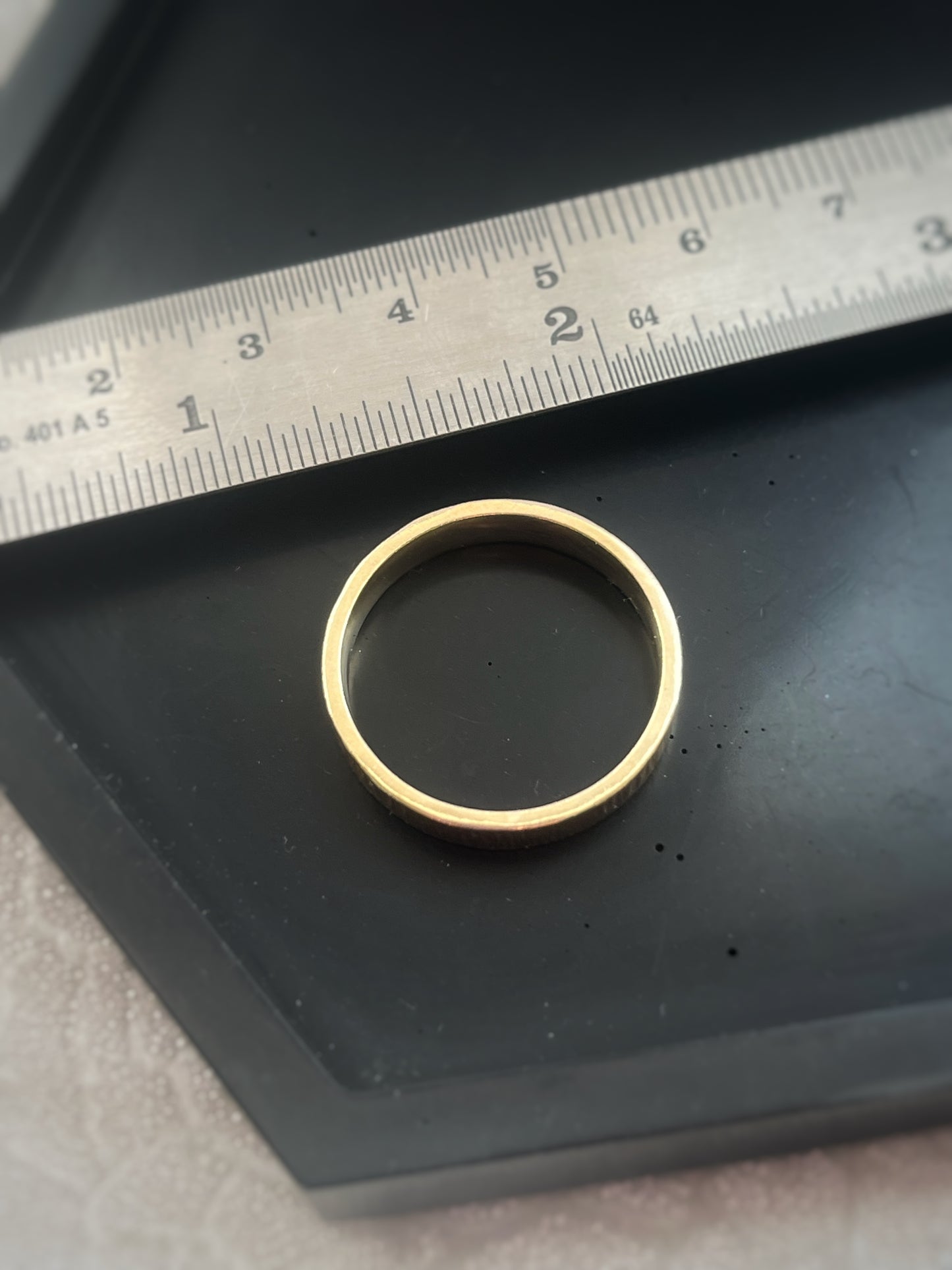 Solid 9ct recycled yellow gold 4mm flat outside, domed inside, hammered tree bark pattern unisex/ men’s band ring