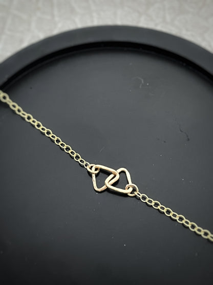 Solid 9ct gold hammered 2 triangle interlocking yellow gold 6mm hoop bracelet