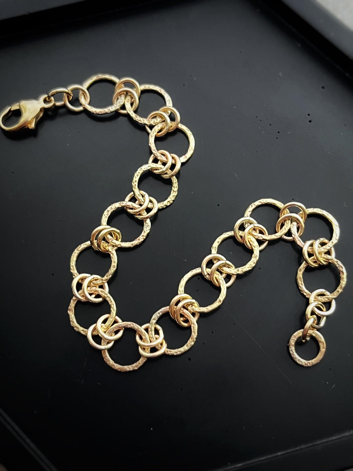Solid 9ct gold hammered dimple sand coastal beach interlocking double yellow gold hoop bracelet