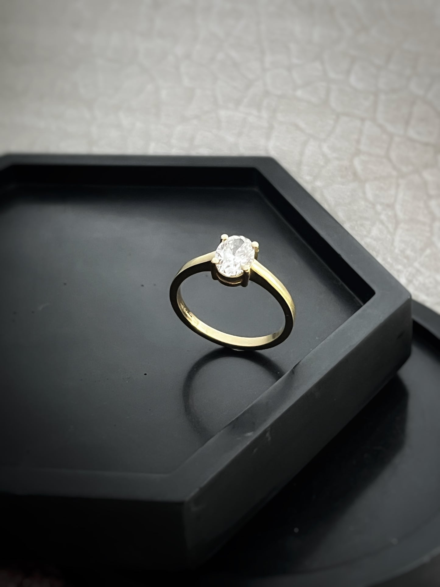 Solid gold 9ct yellow gold 1 carat oval lab grown diamond engagement ring