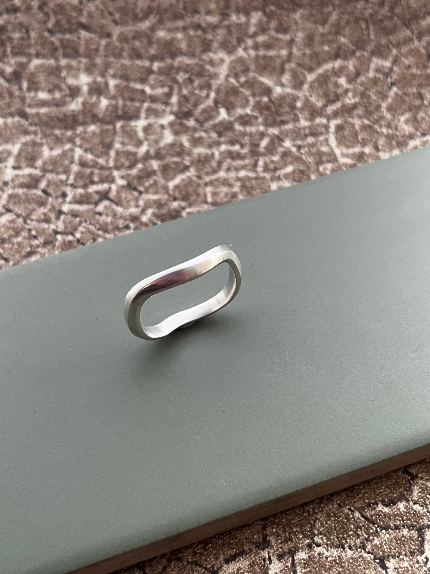 Wave sterling silver ring size Q