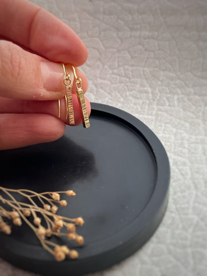 Solid 9ct gold hammered chunky tree bark textured rectangle dangly drop earrings