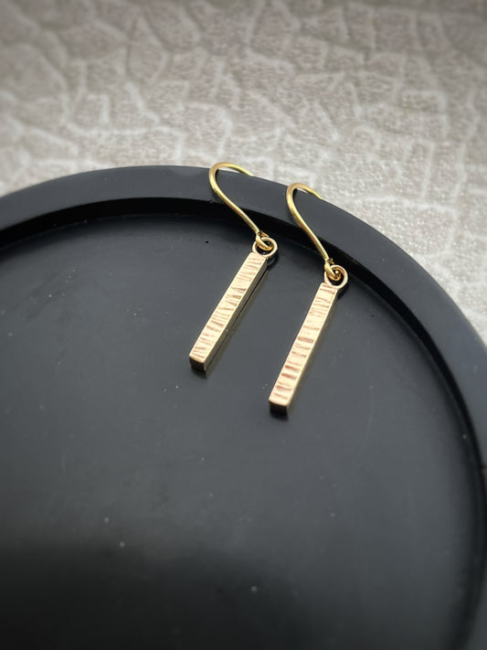 Solid 9ct gold hammered chunky tree bark textured rectangle dangly drop earrings