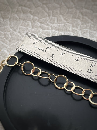 Solid 9ct gold hammered interlocking 2 size yellow gold hoop bracelet