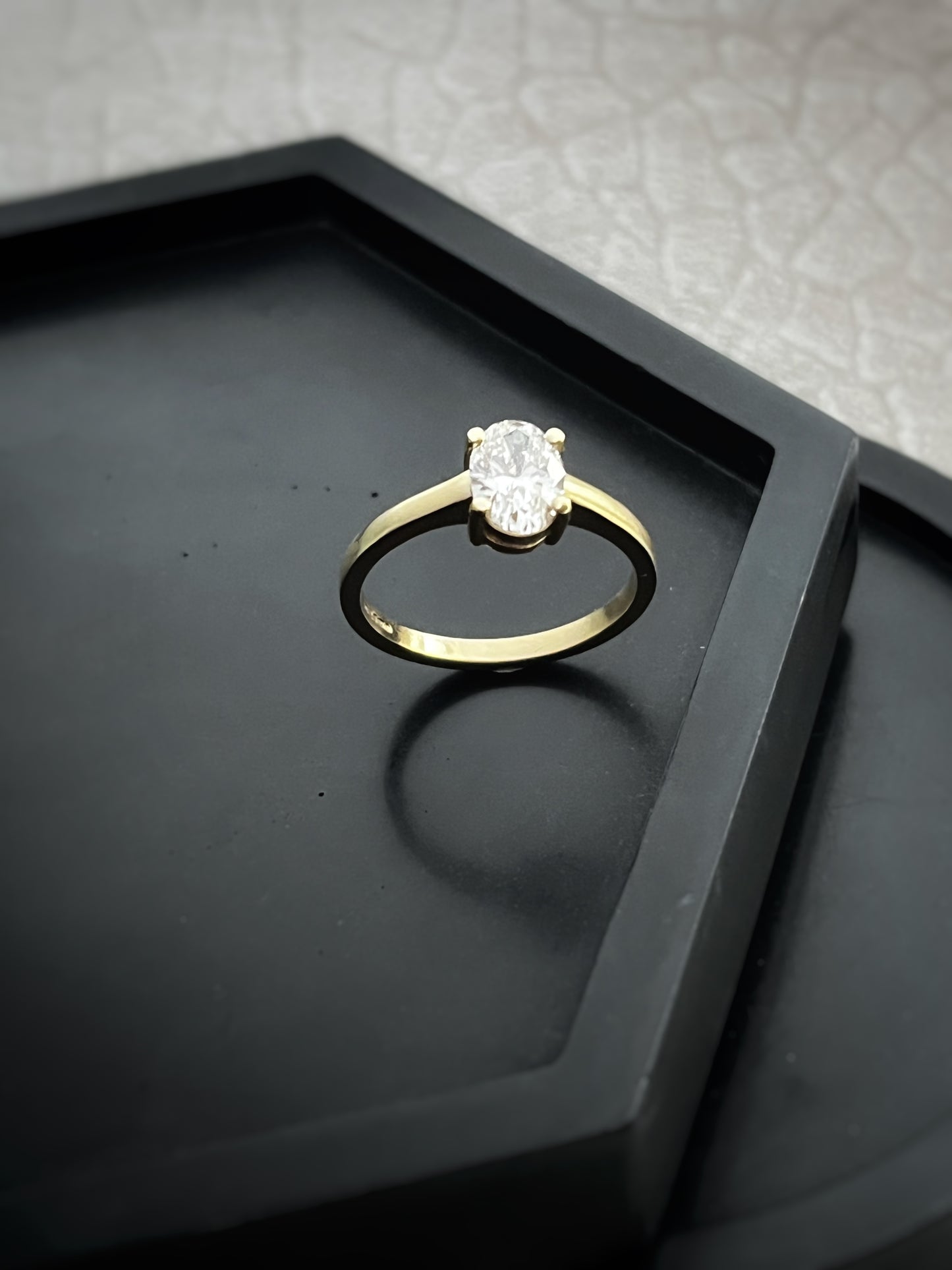 Solid gold 9ct yellow gold 1 carat oval lab grown diamond engagement ring