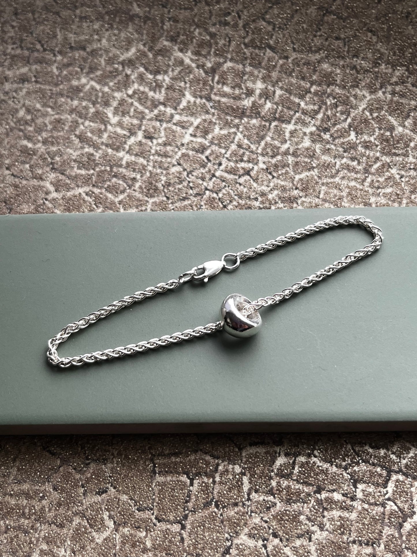 Sterling silver Spiga bracelet & 1 pebble 7.5 inches