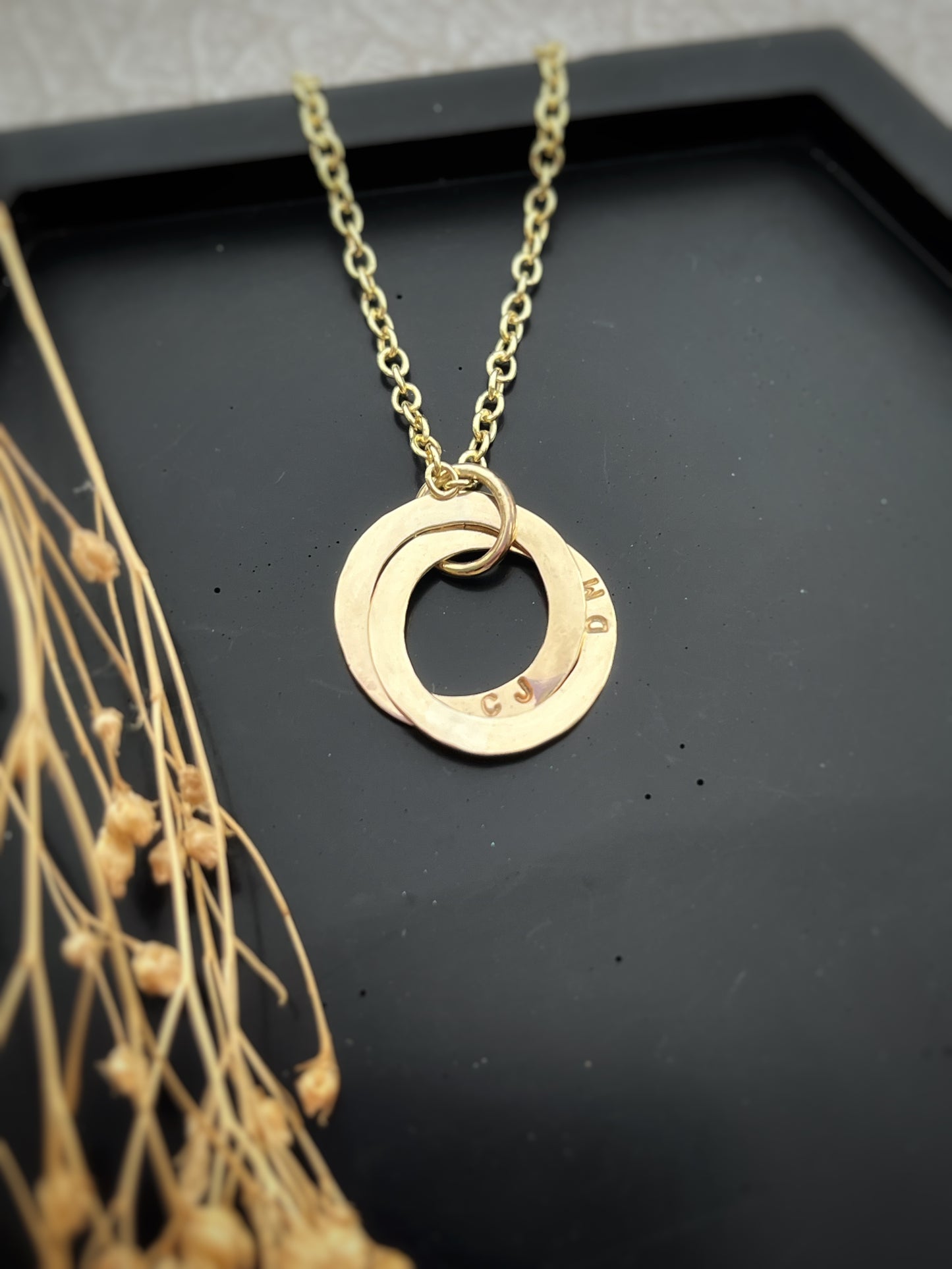 Solid 9ct gold large interlocking Russian twist style circle pendant, a handmade hammered textured necklace