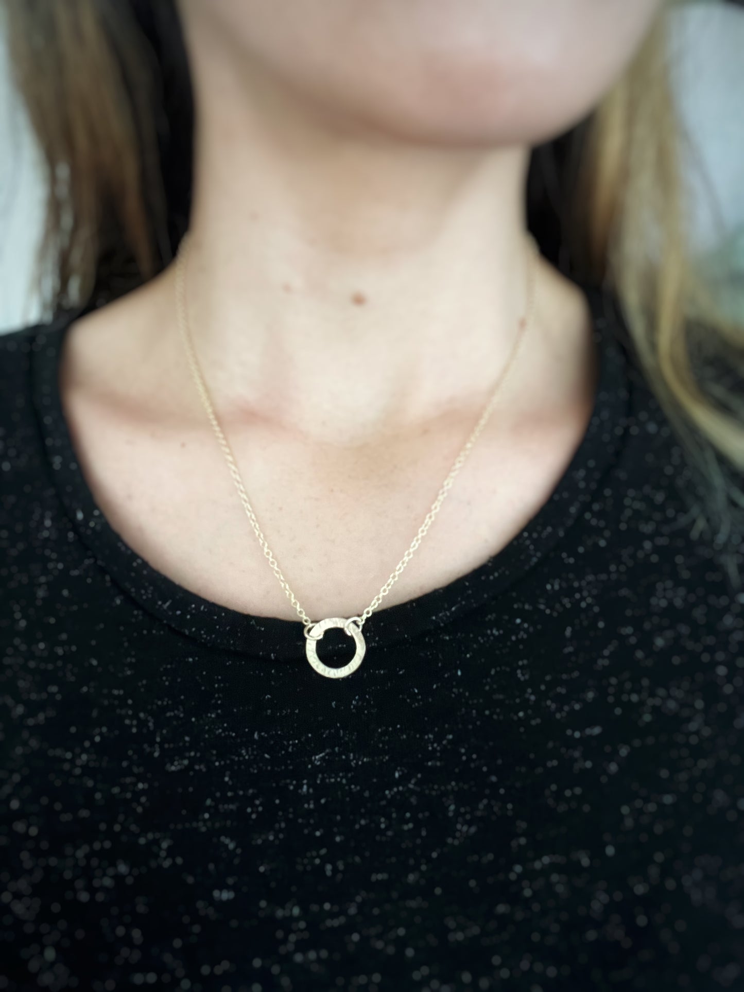 Solid 9ct gold large single circle hoop pendant & solid chunky chain, a handmade hammered textured necklace