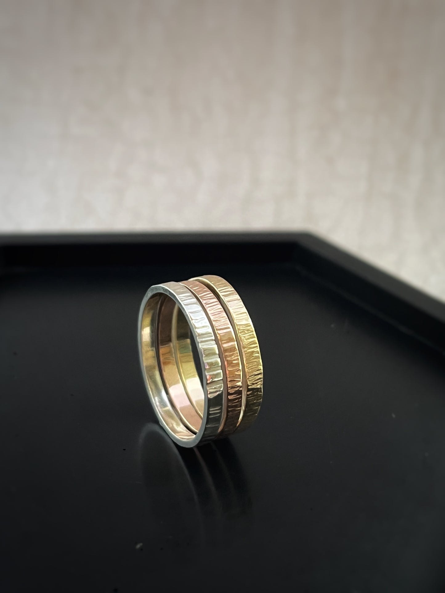 modern gold rings