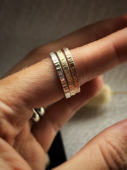 modern gold rings