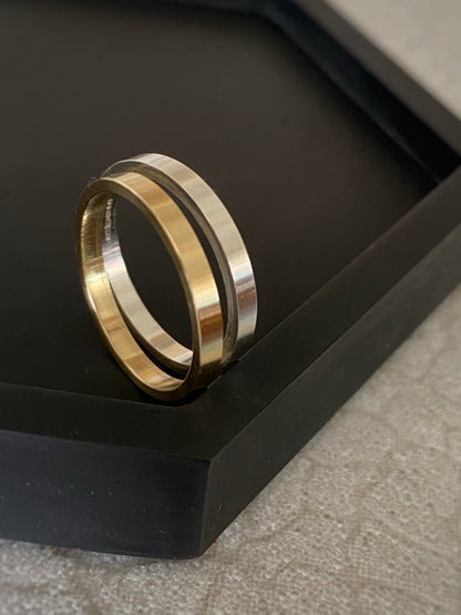 hammered gold rings 