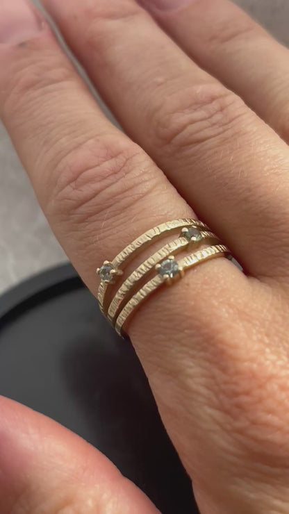 Solid 9ct Recycled Gold & Natural Green Sapphire Triple Band Ring – Handmade, Bark Textured, Hammered Gold Statement Ring