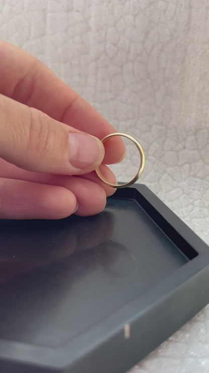 Solid 9ct yellow gold 3mm D section simple plain modern delicate recycled gold half round band ring